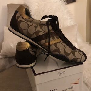 Ladies COACH brown & gold KATELYN sneakers size 8